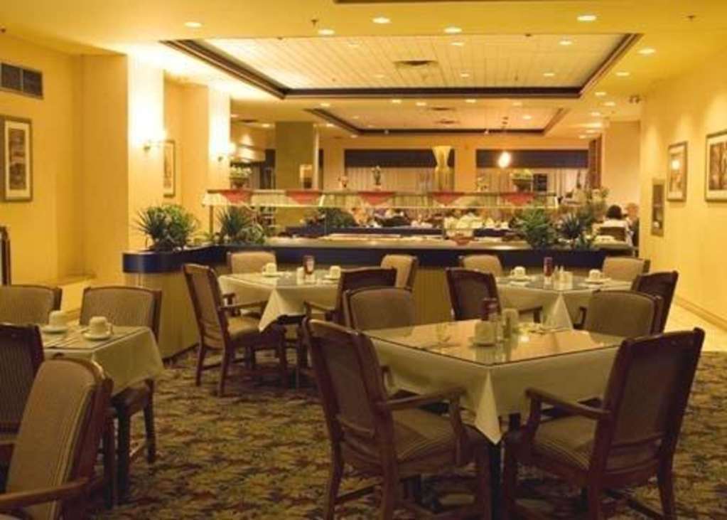Four Points By Sheraton Toronto Airport East Restoran fotoğraf